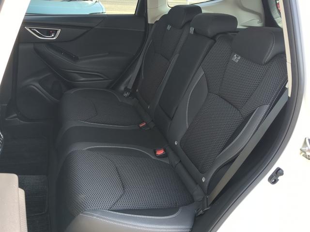 フォレスター プレミアム　４ＷＤ／黒半革シート／禁煙／８型ナビＴＶ／Ｂｌｕｅｔｏｏｔｈ／ＬＥＤ／サイド＆バックカメラ／ＥＴＣ／衝突軽減ブレーキ／電動リアゲート／ハンドルヒーター／前席電動シート／前席シートヒータ／（10枚目）