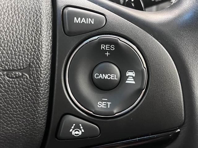 ハイブリッドZ・ホンダセンシング レーダークルーズコントロール シートヒーター シートメモリー ETC LEDヘッドライト スマートキー 衝突軽減ブレーキ 車線逸脱防止 純正17インチアルミホイール HDMI接続 CD・DVD再生(4枚目)