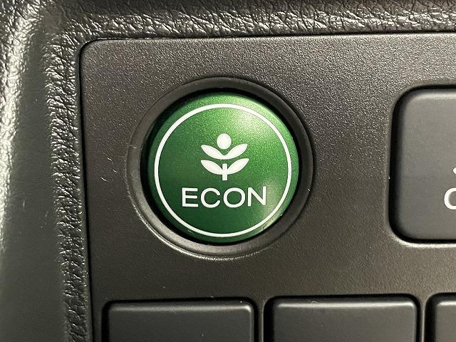 ハイブリッドZ・ホンダセンシング レーダークルーズコントロール シートヒーター シートメモリー ETC LEDヘッドライト スマートキー 衝突軽減ブレーキ 車線逸脱防止 純正17インチアルミホイール HDMI接続 CD・DVD再生(41枚目)