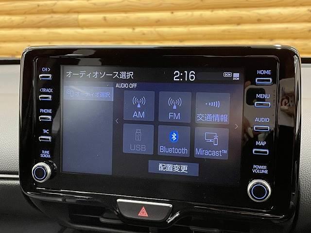 ハイブリッド GRスポーツ 登録済未使用車 8型ディスプレイ 全周囲カメラ ブラインドスポットモニター 18インチAW 専用スポーティシート レーダークルコン プリクラッシュセーフティ LEDヘッドライト 電動パワーステアリング(3枚目)