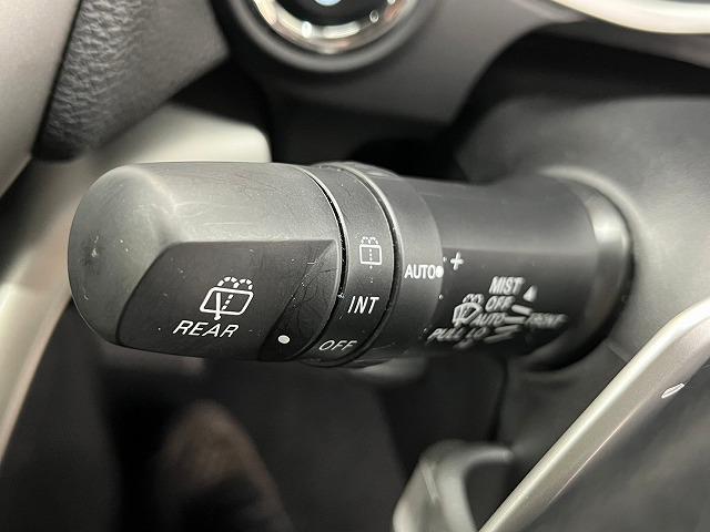 エクリプスクロスＰＨＥＶ Ｐ　純正ディスプレイオーディオ　全周囲カメラ　ＥＴＣ　シートヒーター　ＡＣ１５００Ｗ電源　レーダークルーズコントロール　スマートキー　プッシュスタート　衝突軽減ブレーキ　パワーシート　ステアリングヒーター（62枚目）