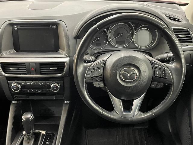 ＣＸ－５ ＸＤ　ＰＲＯＡＣＴＩＶＥ　純正コネクトナビ　バックカメラ　ＬＥＤヘッドライト　フロントフォグランプ　レーダークルーズコントロール　ＢＳＭ　ステアリングスイッチ　パーキングセンサー　アイドリングストップ　純正アルミ（23枚目）