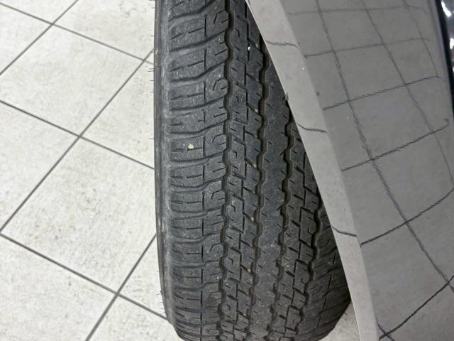 ハイラックス Ｚ　ＧＲスポーツ　全方位カメラ／トノカバー／純正ナビ／クリアランスソナー／レーダークルーズコントロール／パドルシフト／ダウンヒルアシスト／センターデフロック／スマートキー／純正１８インチアルミホイール／横滑り防止（22枚目）