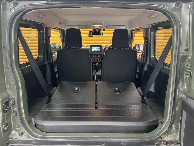 ジムニー ＸＣ　７インチナビ／シートヒーター／衝突軽減ブレーキ／クルーズコントロール／電動格納ミラー／レーンキープアシスト／ダウンヒルアシスト／スマートキー／プッシュスタート／ＬＥＤヘッドライト／純正１６インチアルミ（20枚目）