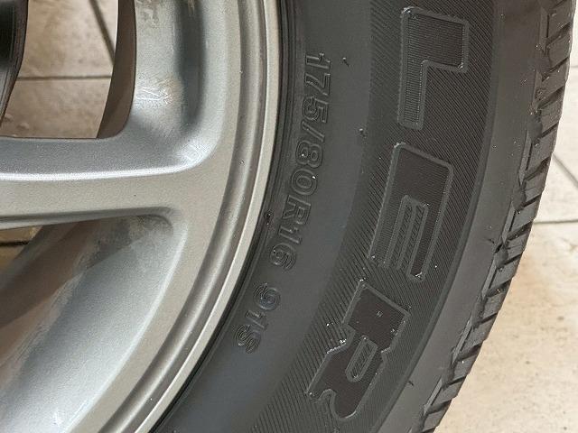 ジムニー ＸＣ　７インチナビ／シートヒーター／衝突軽減ブレーキ／クルーズコントロール／電動格納ミラー／レーンキープアシスト／ダウンヒルアシスト／スマートキー／プッシュスタート／ＬＥＤヘッドライト／純正１６インチアルミ（29枚目）