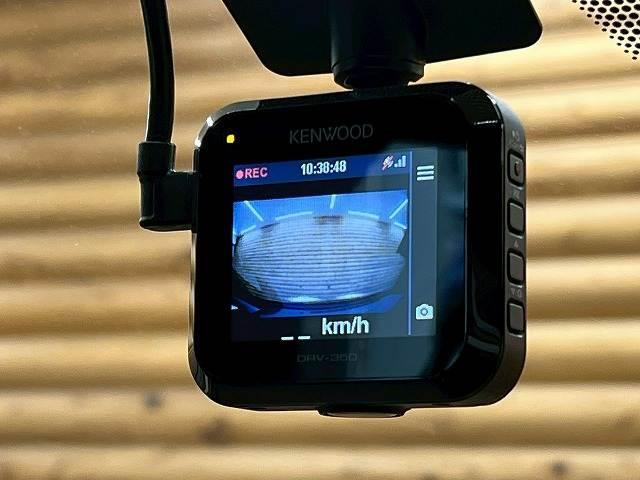 プリウス Z 全方位/追従クルーズコントロール/シートH/ブラインドスポットモニター/ベンチレーション/パーキングサポート/電動リアゲート/ステアリングH/シートメモリ/ETC/コーナーセンサー/ワイヤレス充電(13枚目)