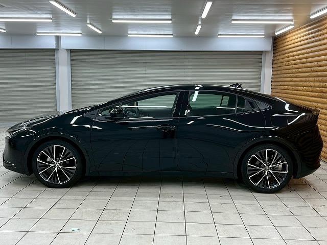 プリウス Z 全方位/追従クルーズコントロール/シートH/ブラインドスポットモニター/ベンチレーション/パーキングサポート/電動リアゲート/ステアリングH/シートメモリ/ETC/コーナーセンサー/ワイヤレス充電(26枚目)