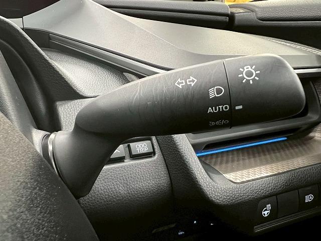 プリウス Z 全方位/追従クルーズコントロール/シートH/ブラインドスポットモニター/ベンチレーション/パーキングサポート/電動リアゲート/ステアリングH/シートメモリ/ETC/コーナーセンサー/ワイヤレス充電(50枚目)