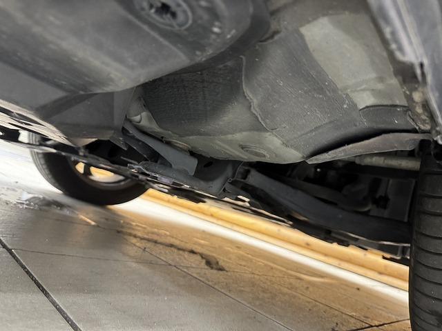 C-HR G モード ネロ セーフティプラス 全方位カメラ/追従クルーズ/シートヒーター/ブラインドスポットモニター/ステアリングリモコン/コーナーセンサー/スマートキー/プッシュスタート/ETC/電動パーキングブレーキ/ブレーキホールド(32枚目)