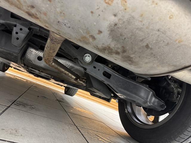 C-HR G モード ネロ セーフティプラス 全方位カメラ/追従クルーズ/シートヒーター/ブラインドスポットモニター/ステアリングリモコン/コーナーセンサー/スマートキー/プッシュスタート/ETC/電動パーキングブレーキ/ブレーキホールド(35枚目)