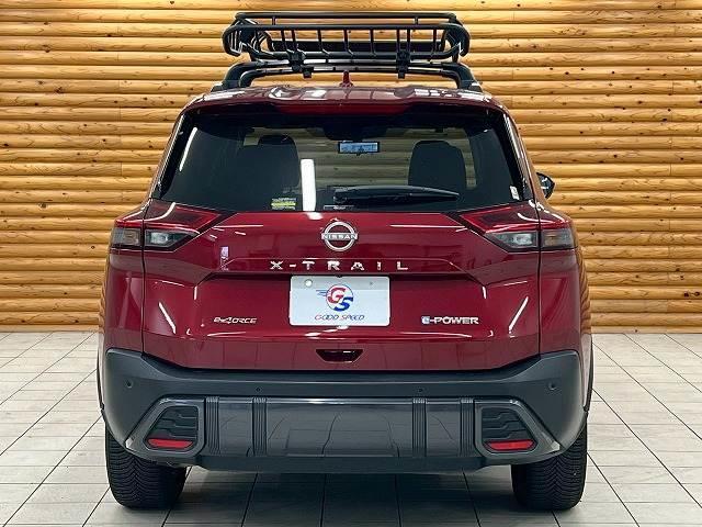 エクストレイル X e-4ORCE エクストリーマーX 1オナ/全周囲/12.3型ナビ/プロパイロット/シートH/シートメモリ/デジタルインナーミラー/キャリア/電動リアゲート/ブラインドスポットモニター/コーナーセンサー/スマートキー/プッシュスタート/(19枚目)