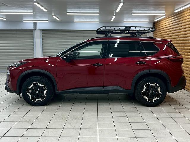 エクストレイル X e-4ORCE エクストリーマーX 1オナ/全周囲/12.3型ナビ/プロパイロット/シートH/シートメモリ/デジタルインナーミラー/キャリア/電動リアゲート/ブラインドスポットモニター/コーナーセンサー/スマートキー/プッシュスタート/(26枚目)