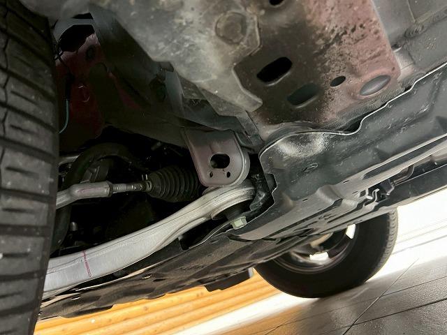 エクストレイル X e-4ORCE エクストリーマーX 1オナ/全周囲/12.3型ナビ/プロパイロット/シートH/シートメモリ/デジタルインナーミラー/キャリア/電動リアゲート/ブラインドスポットモニター/コーナーセンサー/スマートキー/プッシュスタート/(35枚目)