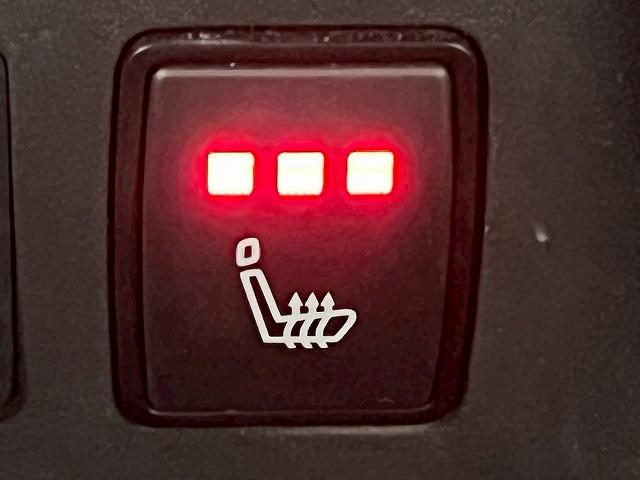 エクストレイル X e-4ORCE エクストリーマーX 1オナ/全周囲/12.3型ナビ/プロパイロット/シートH/シートメモリ/デジタルインナーミラー/キャリア/電動リアゲート/ブラインドスポットモニター/コーナーセンサー/スマートキー/プッシュスタート/(40枚目)