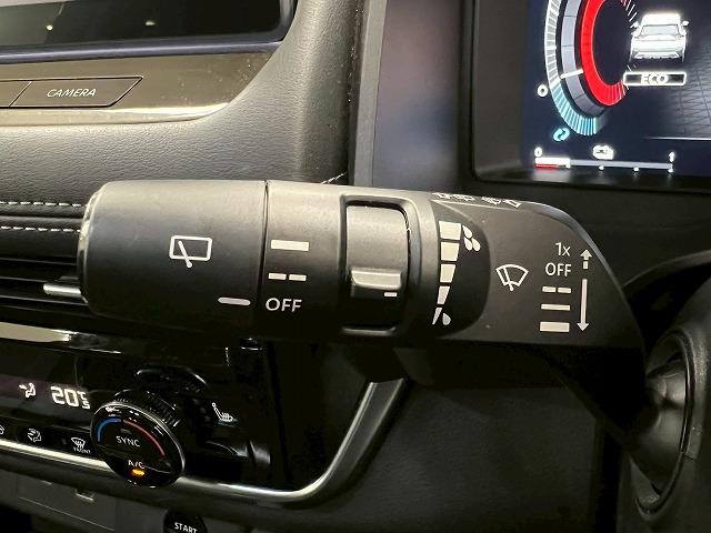 エクストレイル X e-4ORCE エクストリーマーX 1オナ/全周囲/12.3型ナビ/プロパイロット/シートH/シートメモリ/デジタルインナーミラー/キャリア/電動リアゲート/ブラインドスポットモニター/コーナーセンサー/スマートキー/プッシュスタート/(56枚目)