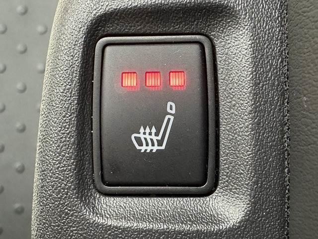 セレナ e-パワー オーテック 12.3型コネクト/プロパイロット/全周囲/両側電動パワスラ/シートヒーター/ステアリングヒーター/ワイヤレス充電/ブラインドスポットモニター/デジタルインナーミラー/ステアリングリモコン/ETC(7枚目)