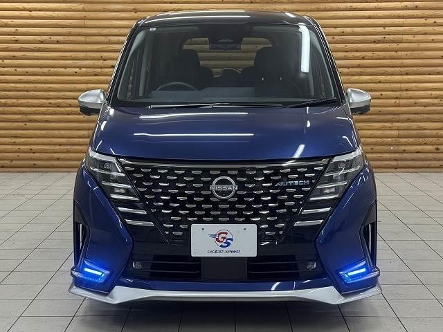 セレナ e-パワー オーテック 12.3型コネクト/プロパイロット/全周囲/両側電動パワスラ/シートヒーター/ステアリングヒーター/ワイヤレス充電/ブラインドスポットモニター/デジタルインナーミラー/ステアリングリモコン/ETC(17枚目)