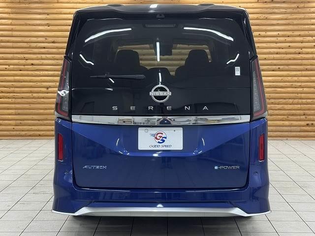 セレナ e-パワー オーテック 12.3型コネクト/プロパイロット/全周囲/両側電動パワスラ/シートヒーター/ステアリングヒーター/ワイヤレス充電/ブラインドスポットモニター/デジタルインナーミラー/ステアリングリモコン/ETC(19枚目)