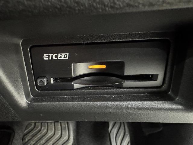 セレナ e-パワー オーテック 12.3型コネクト/プロパイロット/全周囲/両側電動パワスラ/シートヒーター/ステアリングヒーター/ワイヤレス充電/ブラインドスポットモニター/デジタルインナーミラー/ステアリングリモコン/ETC(47枚目)
