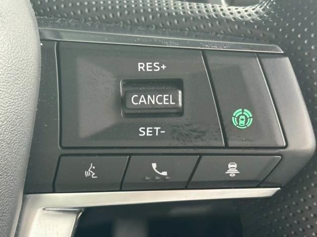 アウトランダーPHEV P BOSE/ワンオーナー/アップルカープレイ/レーダークルーズコントロール/パワーバックドア/クリアランスソナー/シートヒーター/ヘッドアップディスプレイ/ブラインドスポットモニター/全方位カメラ/(5枚目)