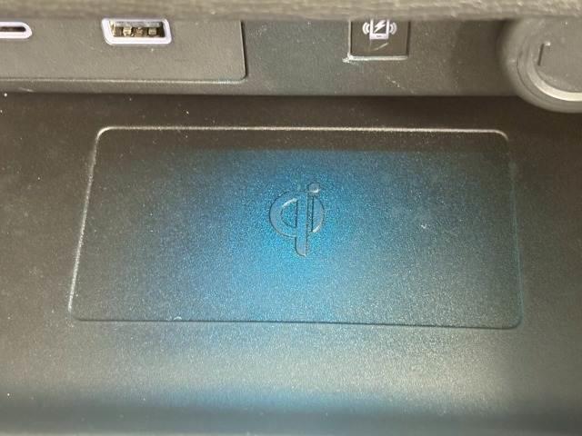 アウトランダーPHEV P BOSE/ワンオーナー/アップルカープレイ/レーダークルーズコントロール/パワーバックドア/クリアランスソナー/シートヒーター/ヘッドアップディスプレイ/ブラインドスポットモニター/全方位カメラ/(12枚目)