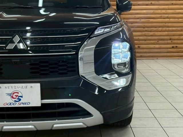 アウトランダーPHEV P BOSE/ワンオーナー/アップルカープレイ/レーダークルーズコントロール/パワーバックドア/クリアランスソナー/シートヒーター/ヘッドアップディスプレイ/ブラインドスポットモニター/全方位カメラ/(15枚目)