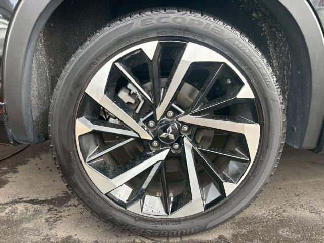 アウトランダーPHEV P BOSE/ワンオーナー/アップルカープレイ/レーダークルーズコントロール/パワーバックドア/クリアランスソナー/シートヒーター/ヘッドアップディスプレイ/ブラインドスポットモニター/全方位カメラ/(23枚目)