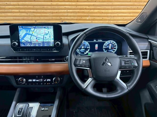 アウトランダーPHEV P BOSE/ワンオーナー/アップルカープレイ/レーダークルーズコントロール/パワーバックドア/クリアランスソナー/シートヒーター/ヘッドアップディスプレイ/ブラインドスポットモニター/全方位カメラ/(44枚目)