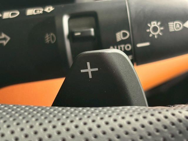 アウトランダーPHEV P BOSE/ワンオーナー/アップルカープレイ/レーダークルーズコントロール/パワーバックドア/クリアランスソナー/シートヒーター/ヘッドアップディスプレイ/ブラインドスポットモニター/全方位カメラ/(51枚目)