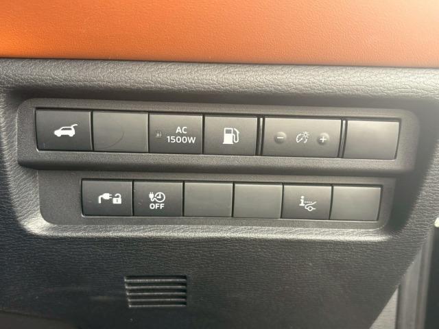 アウトランダーPHEV P BOSE/ワンオーナー/アップルカープレイ/レーダークルーズコントロール/パワーバックドア/クリアランスソナー/シートヒーター/ヘッドアップディスプレイ/ブラインドスポットモニター/全方位カメラ/(52枚目)