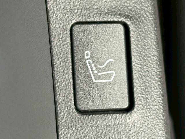 アウトランダーPHEV P BOSE/ワンオーナー/アップルカープレイ/レーダークルーズコントロール/パワーバックドア/クリアランスソナー/シートヒーター/ヘッドアップディスプレイ/ブラインドスポットモニター/全方位カメラ/(65枚目)