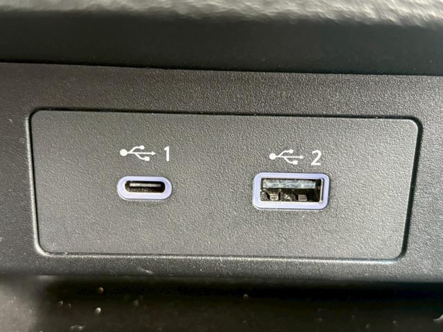 アウトランダーPHEV P BOSE/ワンオーナー/アップルカープレイ/レーダークルーズコントロール/パワーバックドア/クリアランスソナー/シートヒーター/ヘッドアップディスプレイ/ブラインドスポットモニター/全方位カメラ/(68枚目)