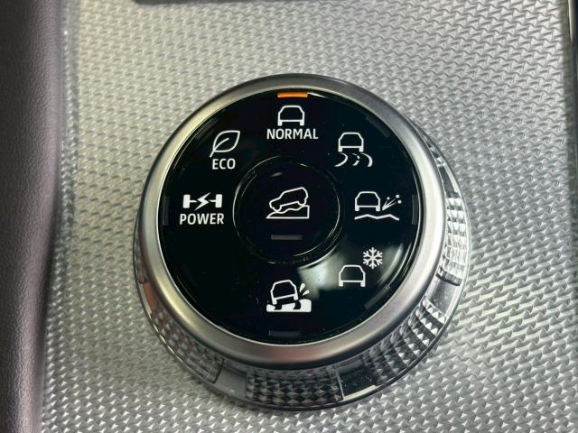 アウトランダーPHEV P BOSE/ワンオーナー/アップルカープレイ/レーダークルーズコントロール/パワーバックドア/クリアランスソナー/シートヒーター/ヘッドアップディスプレイ/ブラインドスポットモニター/全方位カメラ/(69枚目)