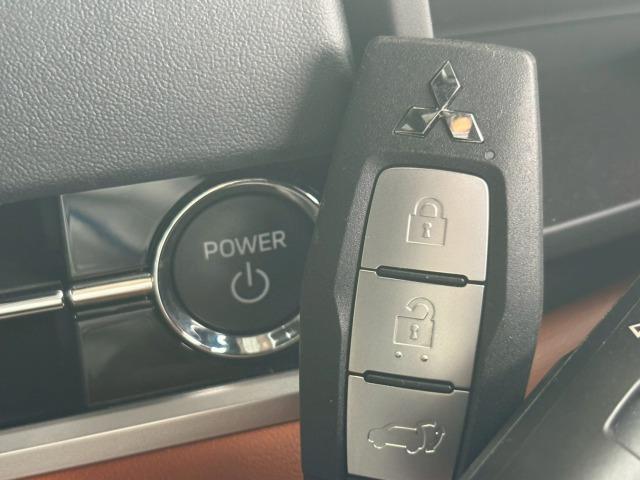 アウトランダーPHEV P BOSE/ワンオーナー/アップルカープレイ/レーダークルーズコントロール/パワーバックドア/クリアランスソナー/シートヒーター/ヘッドアップディスプレイ/ブラインドスポットモニター/全方位カメラ/(73枚目)