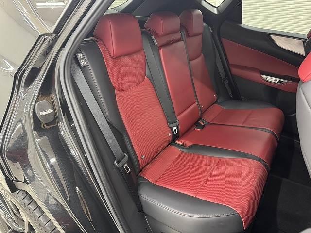 NX NX350h Fスポーツ パノラマルーフ/純正エアロ/全方位カメラ/純正14インチナビ/レーダークルーズコントロール/ベンチレーション/ブラインドスポットモニター/ヘッドアップディスプレイ/障害物センサー/パワーシート/LED(9枚目)