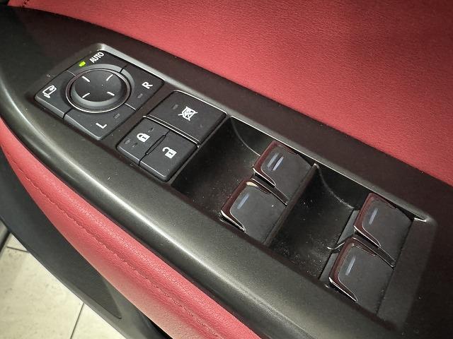 NX NX350h Fスポーツ パノラマルーフ/純正エアロ/全方位カメラ/純正14インチナビ/レーダークルーズコントロール/ベンチレーション/ブラインドスポットモニター/ヘッドアップディスプレイ/障害物センサー/パワーシート/LED(57枚目)