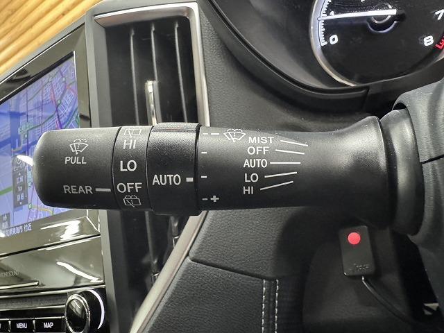 SUBARU FORESTER PREMIUM