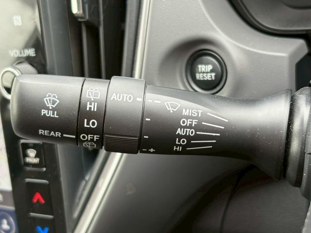 SUBARU CROSSTREK LIMITED