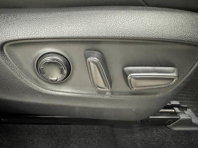 TOYOTA HARRIER Z LEATHER PACKAGE
