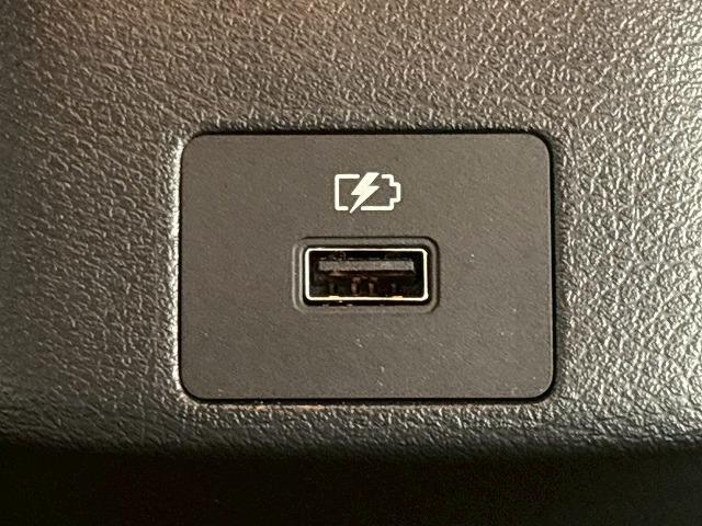 オーラ ニスモ コネクトナビ/寒冷地/プロパイロット/2トン/クリアランスソナー/ブラインドスポットモニター/スマートキー/プッシュスタート/シートヒーター/パーキングアシスト/ステアリングヒーター/LEDヘッド(53枚目)