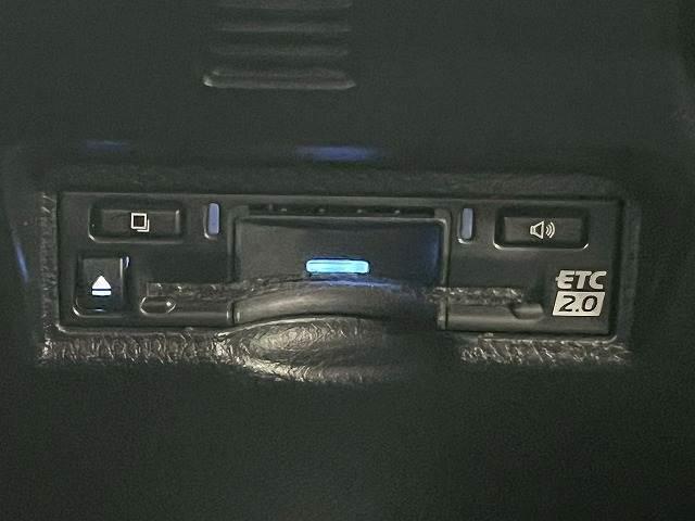 ヴォクシー S-Z 10.5型ナビ/両側電動パワスラ/Bカメラ/追従クルコン/コーナーセンサー/CD・DVDキット/ステアリングリモコン/ダブルエアコン/スマートキー/プッシュスタート/電動パーキングブレーキ/(16枚目)