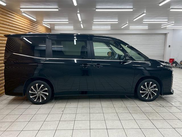 ヴォクシー S-Z 10.5型ナビ/両側電動パワスラ/Bカメラ/追従クルコン/コーナーセンサー/CD・DVDキット/ステアリングリモコン/ダブルエアコン/スマートキー/プッシュスタート/電動パーキングブレーキ/(29枚目)