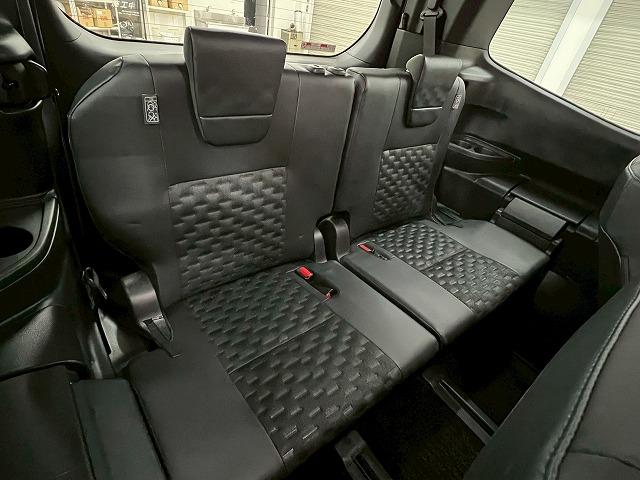 ヴォクシー S-Z 10.5型ナビ/両側電動パワスラ/Bカメラ/追従クルコン/コーナーセンサー/CD・DVDキット/ステアリングリモコン/ダブルエアコン/スマートキー/プッシュスタート/電動パーキングブレーキ/(41枚目)