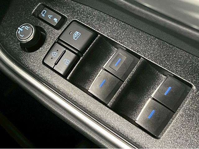 ヴォクシー S-Z 10.5型ナビ/両側電動パワスラ/Bカメラ/追従クルコン/コーナーセンサー/CD・DVDキット/ステアリングリモコン/ダブルエアコン/スマートキー/プッシュスタート/電動パーキングブレーキ/(44枚目)