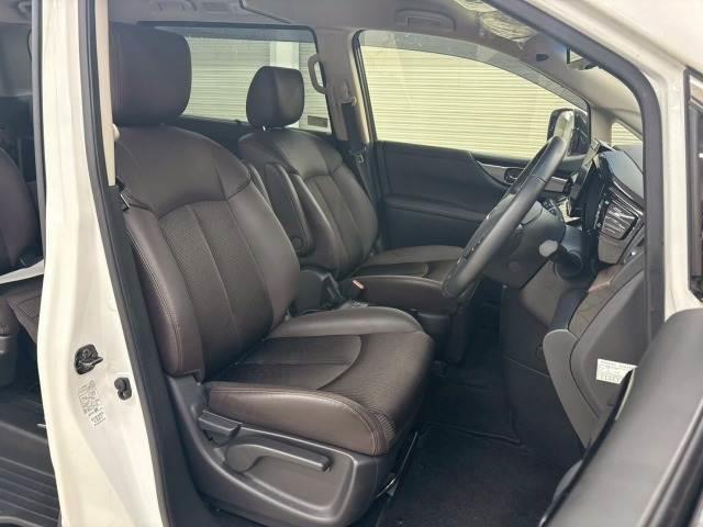 NISSAN ELGRAND 250HIGHWAY STAR S