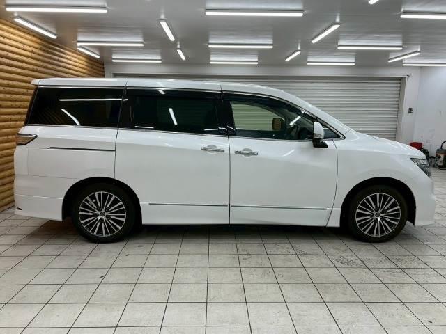 NISSAN ELGRAND 250HIGHWAY STAR S