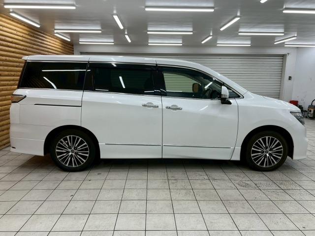 NISSAN ELGRAND 250HIGHWAY STAR S