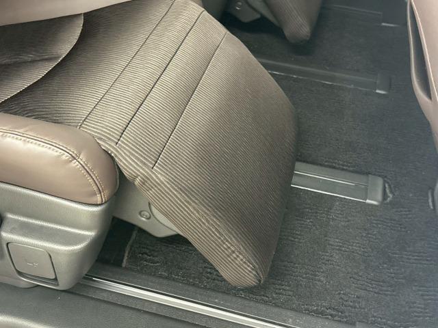 NISSAN ELGRAND 250HIGHWAY STAR S