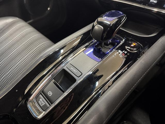 HONDA VEZEL HYBRID Z