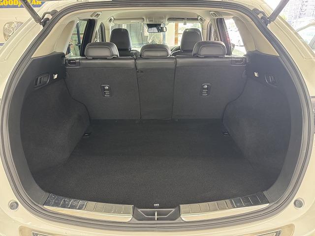 CX-5 XD Lパッケージ シートヒーター/追従クルコン/BOSE/Bカメラ/ヘッドアップディスプレイ/ステアリングヒーター/コーナーセンサー/パドルシフト/電動リアゲート/アイドリングストップ/ブラインドスポットモニター(40枚目)